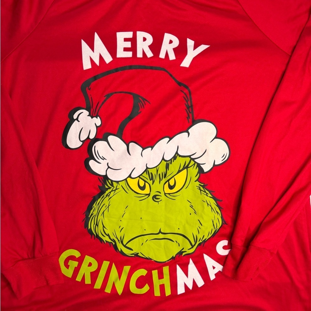Grinch Pajamas Set - Red and White - Picture 6 of 7